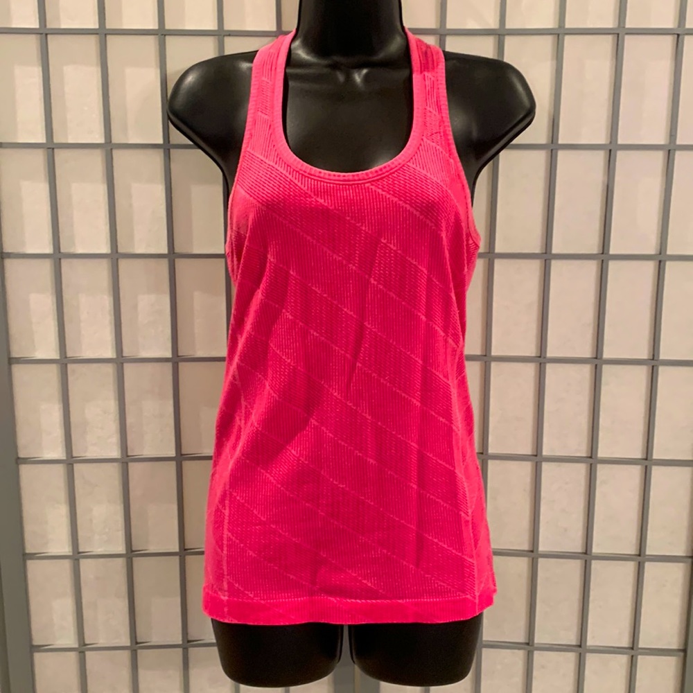 Lululemon pink tank top size 6